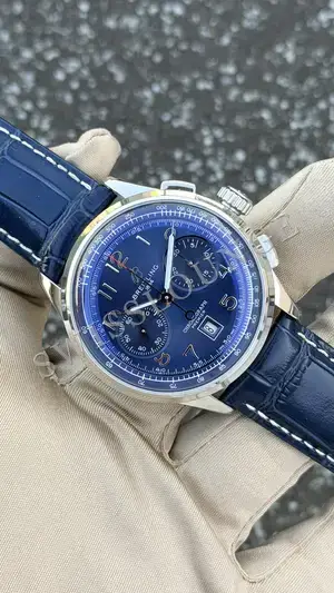 Breitling Avenger "Premier Chronograph" — 2. görsel