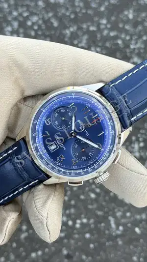 Breitling Avenger "Premier Chronograph" — 3. görsel