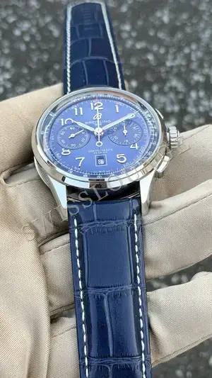 Breitling Avenger "Premier Chronograph" — 4. görsel