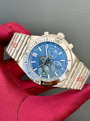 Breitling Avenger — 2. görsel