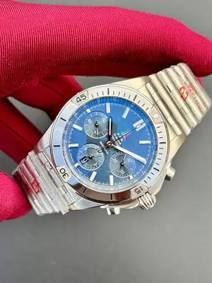 Breitling Avenger — 3. görsel