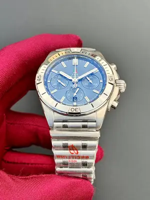 Breitling Avenger — 4. görsel