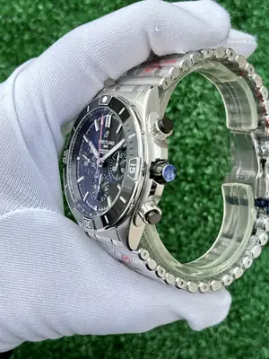 Breitling Chronomat 44 mm "Seramik Bezel Yeşil Kadran" B01 No. 01 — 6. görsel