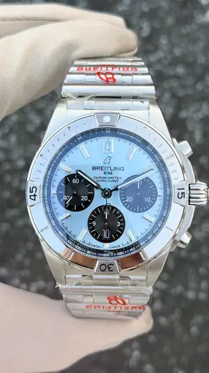 Breitling Chronomat "Ice Blue" B01 No. 02 — 1. görsel