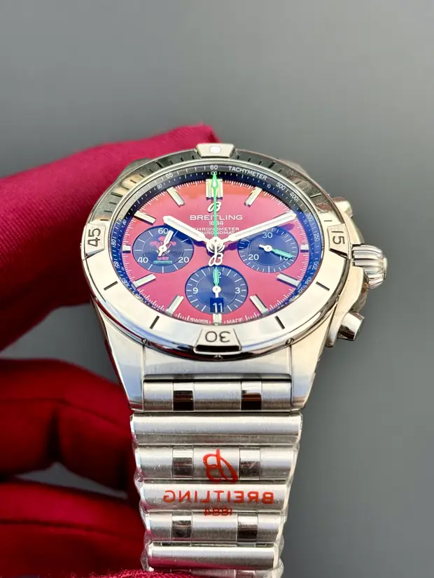 Breitling Chronomat "The Red Arrows Limited Edition"