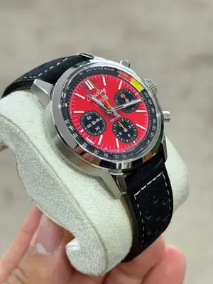 Breitling Navitimer 43 mm "Yil Çelik Kasa Mavi Kadran Deri Kordon" B01 No. 06 — 2. görsel