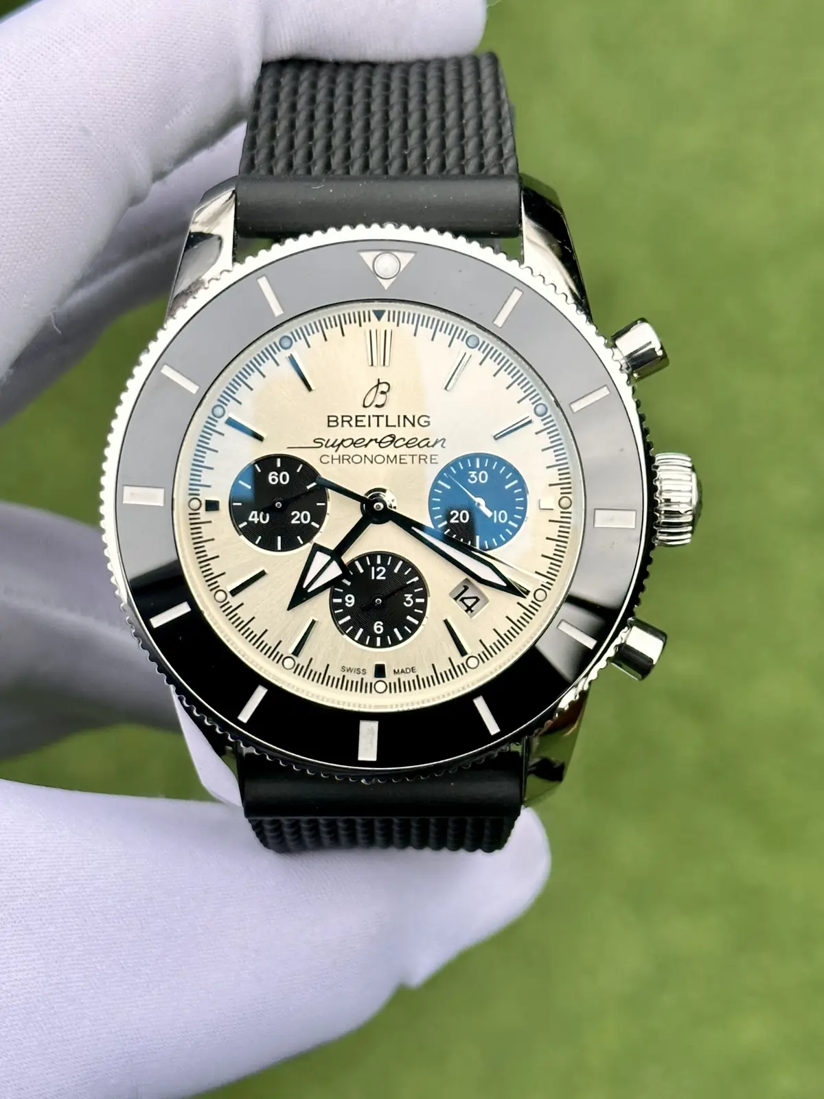 Breitling Superocean 44 mm "Heritage II Beyaz Kadran" No. 02