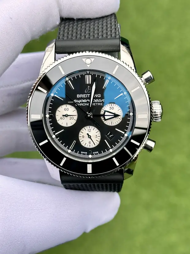 Breitling Superocean "Heritage Chronograph" B01