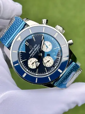 Breitling Superocean "Heritage II Chronograph Çelik Kordon Mavi Kadran" — 2. görsel