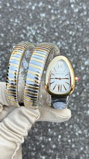 Bvlgari Serpenti "Kadın" No. 04 — 1. görsel