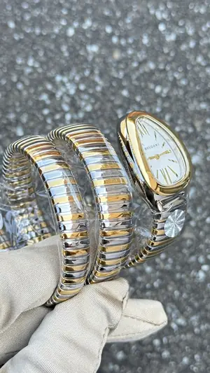 Bvlgari Serpenti "Kadın" No. 04 — 2. görsel