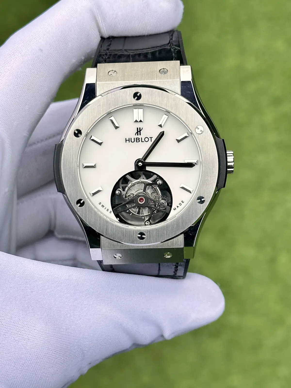 Hublot Classic Fusion 42 mm "Çelik Kasa Yeşil Kadran" No. 02