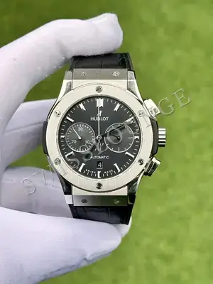 Hublot Classic Fusion 42 mm "Çelik Kasa Yeşil Kadran" — 1. görsel