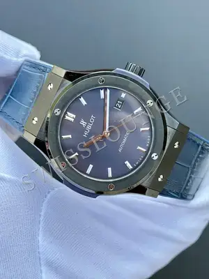 Hublot Classic Fusion 42 mm "Seramik Mavi Kadran" — 2. görsel