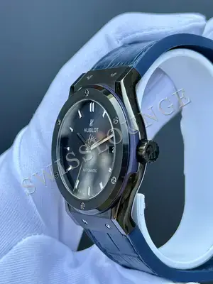 Hublot Classic Fusion 42 mm "Seramik Mavi Kadran" — 6. görsel