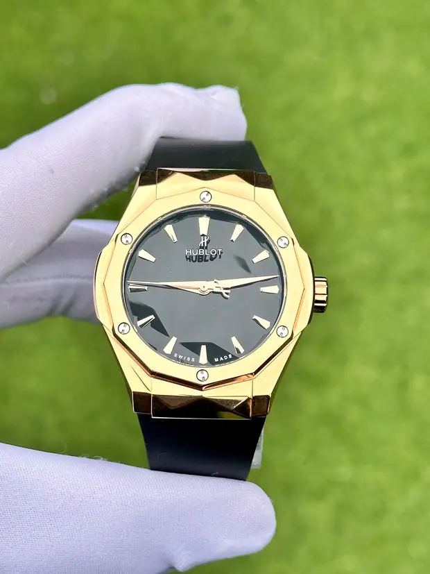 Hublot Classic Fusion "Bang Pembe Altın Kasa Gri Kadran" 1099956 No. 05