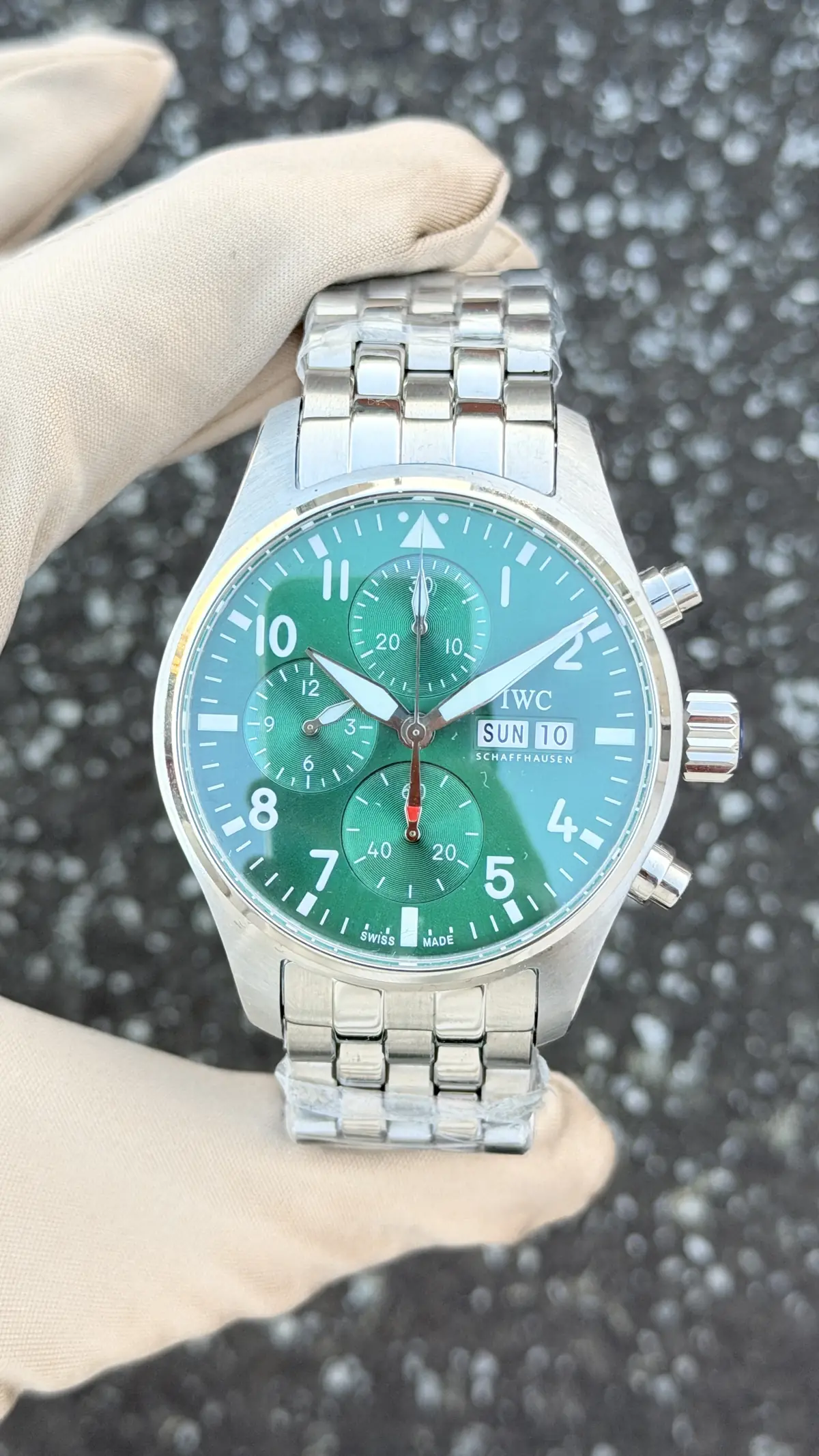 IWC Pilot "S Chronograph Green Dial"
