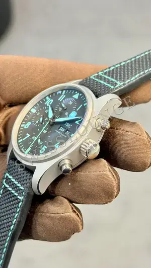 IWC Pilot "Spitfire Chronograph Pembe Altın Kasa Gri Kadran" No. 02 — 10. görsel