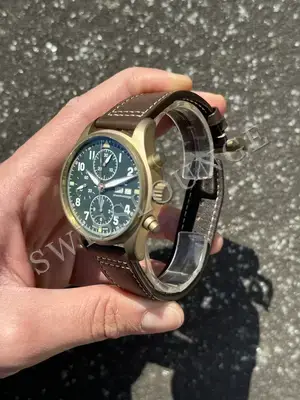 IWC Pilot "Spitfire Chronograph Pembe Altın Kasa Gri Kadran" — 6. görsel
