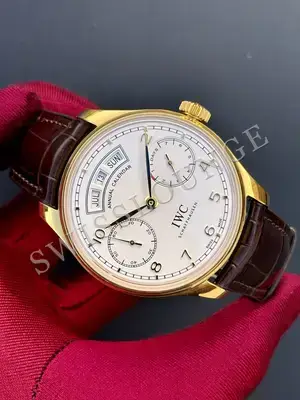 IWC Portugieser "Days Automatic Rose Gold" — 2. görsel
