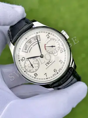 IWC Portugieser "Portuguese Annual Calendar Çelik Kasa Beyaz Kadran Beyaz Gosterge" IW503502 No. 01 — 2. görsel