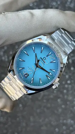 Omega Seamaster "Aqua Terra Tiffany Blue" — 3. görsel