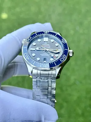 Omega Seamaster "Basel 2018 Mavi Kadran" 300M No. 02 — 4. görsel