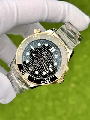 Omega Seamaster "Basel 2018 Mavi Kadran" 300M No. 04, 3. görsel