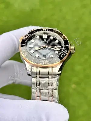 Omega Seamaster "Basel 2018 Mavi Kadran" 300M No. 04, 4. görsel