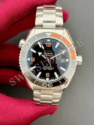Omega Seamaster "Planet Ocean Turuncu Metalik Bezel Çelik Kasa Siyah Kadran" No. 01 — 1. görsel