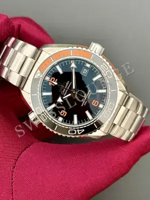 Omega Seamaster "Planet Ocean Turuncu Metalik Bezel Çelik Kasa Siyah Kadran" No. 01 — 2. görsel