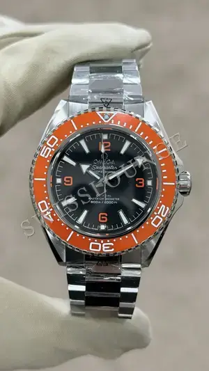 Omega Seamaster "Planet Ocean Turuncu Metalik Bezel Çelik Kasa Siyah Kadran" No. 03 — 1. görsel