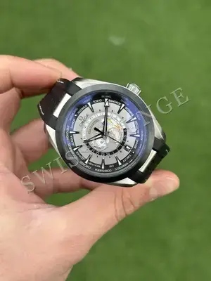 Omega Speedmaster "Moonwatch Chronograph Çelik Kordon Beyaz Kadran" No. 01 — 1. görsel
