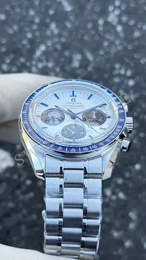 Omega Speedmaster "Moonwatch Chronograph Çelik Kordon Beyaz Kadran" No. 03, 4. görsel