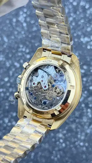 Omega Speedmaster "Moonwatch Moonshine Gold" — 7. görsel