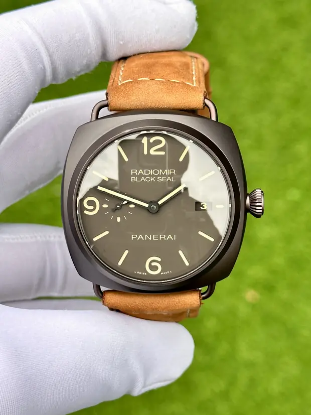 Panerai Radiomir "Black Seal Seramik Kasa Kahverengi Kordon"