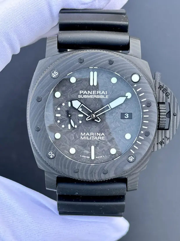 Panerai saat koleksiyonu