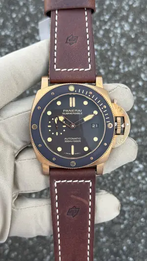 Panerai Submersible "Luminor Bronzo Pam" — 1. görsel
