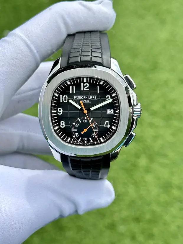 Patek Philippe Aquanaut 5164A