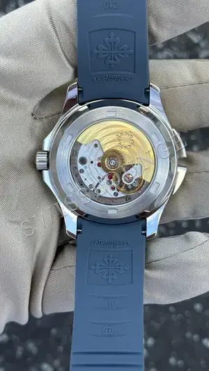 Patek Philippe Aquanaut "Çelik Kasa Mavi Kadran" 5168 No. 10 — 7. görsel