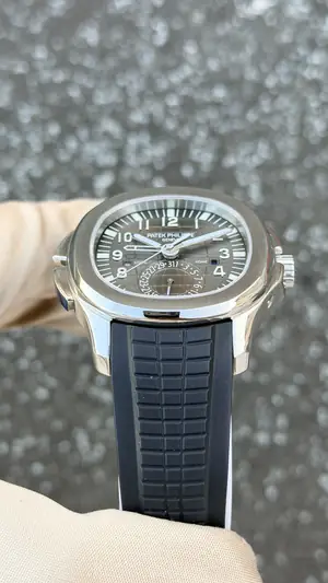 Patek Philippe Aquanaut "Çelik Kasa Mavi Kadran" 5168 — 4. görsel