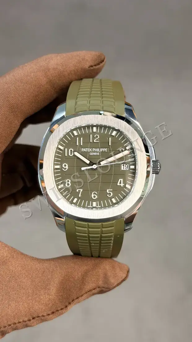Patek Philippe Aquanaut "Haki Yeşil Kadran Çelik Kasa"
