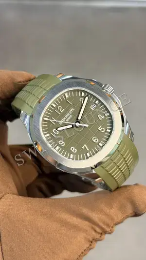 Patek Philippe Aquanaut "Haki Yeşil Kadran Çelik Kasa" — 2. görsel