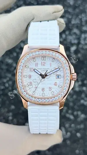 Patek Philippe Aquanaut "Luce" 5068R, 1. görsel