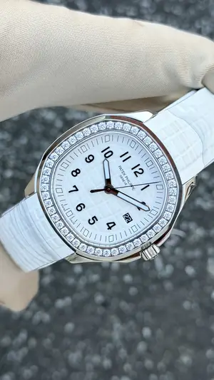 Patek Philippe Aquanaut "Luce" 5267 No. 02 No. 02 — 3. görsel