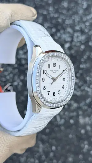 Patek Philippe Aquanaut "Luce" 5267 No. 02 No. 02 — 5. görsel