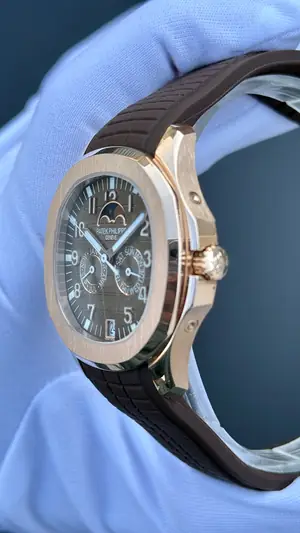 Patek Philippe Aquanaut "Luce Annual Calendar" — 6. görsel