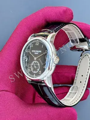 Patek Philippe Calatrava 5196P — 8. görsel