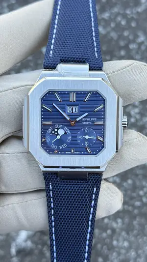Patek Philippe Cubitus 5822P No. 02 — 1. görsel
