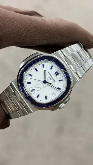 Patek Philippe Nautilus 40 mm "Çelik Jumbo Taşlı Beyaz Kadran" — 3. görsel